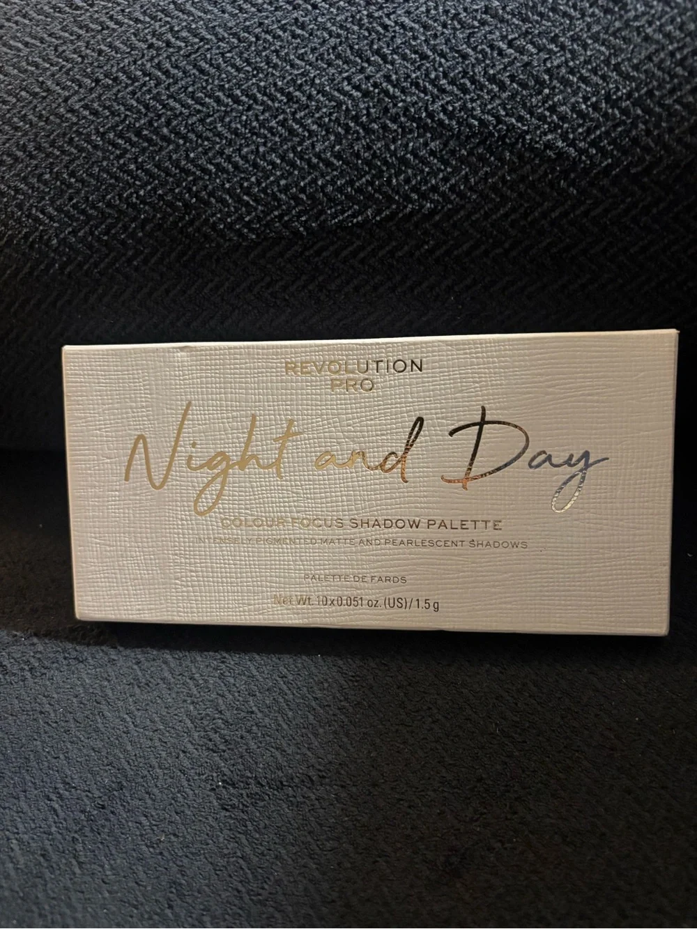 Revolution Pro Night and Day Colour Focus Shadow Palette 1.5 g